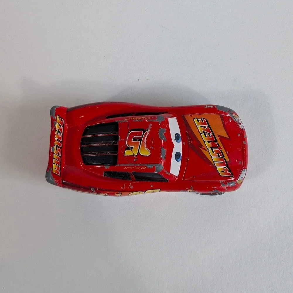 Disney Pixar Cars Lightning McQueen Rusteze Red Diecast Toy Car Mattel FGD84